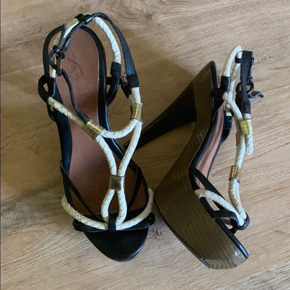 Andrea Black and cream strap heels